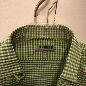 Mens express button down size m